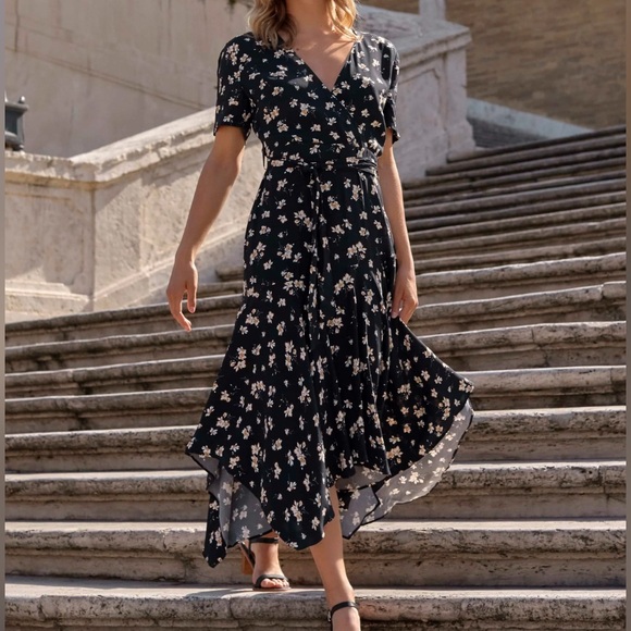 Evernew Floral Black Dress - Picture 1 of 6